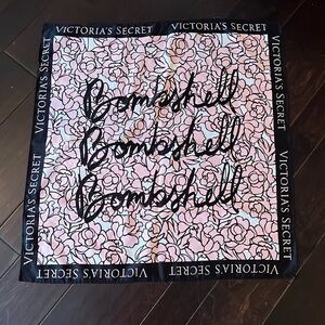 Victoria Secret Bombshell satin Scarf EUC